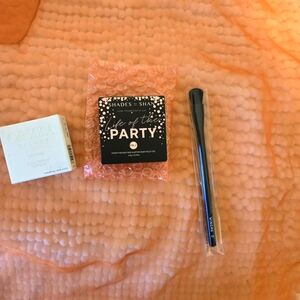 2 piece makeup and shading brush